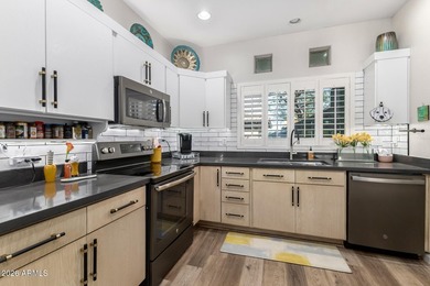Beautifully maintained townhouse in North Scottsdale with new
