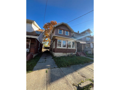 Lake Erie Home Sale Pending in Erie Pennsylvania