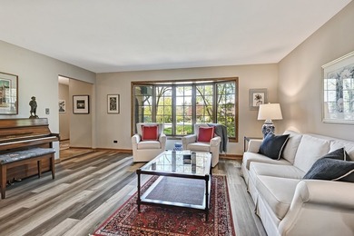 Great opportunity to be in Hinsdale with this classic home that - photo 7