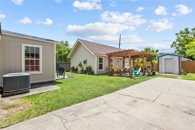 Location, charm, and versatility all in one! Nestled in the - photo 18