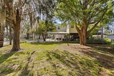 Well kept immaculate waterfront home with Income producing - photo 20