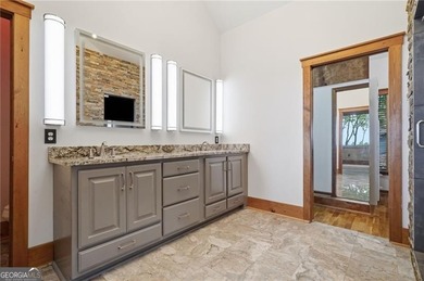 Well-appointed 4 BR & 3.5 BATH design Executive home with an - photo 25