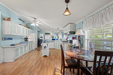 Well kept immaculate waterfront home with Income producing - photo 26