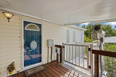 Well kept immaculate waterfront home with Income producing - photo 28