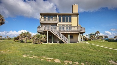 Experience the epitome of coastal luxury living with - photo 29