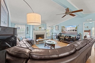 Well kept immaculate waterfront home with Income producing - photo 31