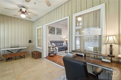 Location, location, location! Walk to the waterfront, marina - photo 32