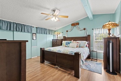 Well kept immaculate waterfront home with Income producing - photo 41