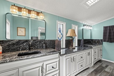 Well kept immaculate waterfront home with Income producing - photo 45