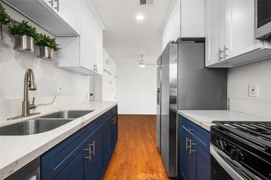 Welcome to this newly updated 2 bedroom/1 bath condo in the - photo 9