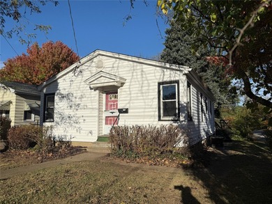 Lake Erie Home Sale Pending in Erie Pennsylvania