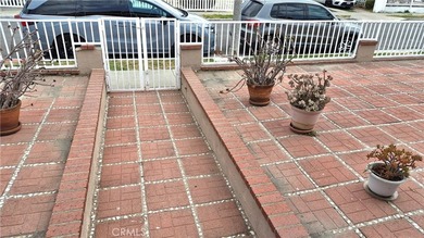 3 bedrooms 2 baths home in a nice area of the west side of Long - photo 14