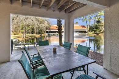 Fully renovated and rental ready 3BR 2.5BA lakefront condo in - photo 16