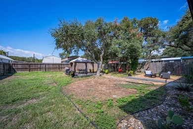 Adorable Farmhouse Coastal Home in Rockport! Fall in love with - photo 22