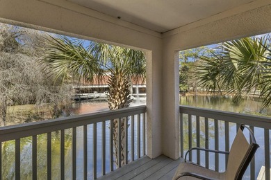 Fully renovated and rental ready 3BR 2.5BA lakefront condo in - photo 25
