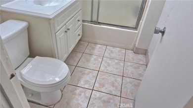 3 bedrooms 2 baths home in a nice area of the west side of Long - photo 34