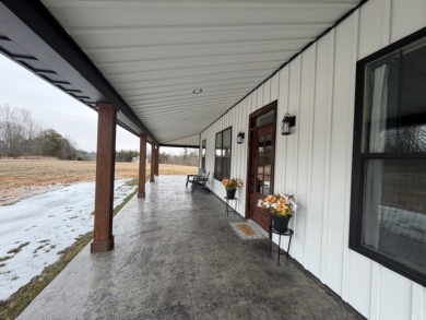 Exceptional Build! Dock Space Approved! 4 Bed 2.5 bath. - photo 2