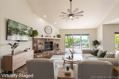 Newly updated lakefront home in Four Seasons with Brand New Roof - photo 10