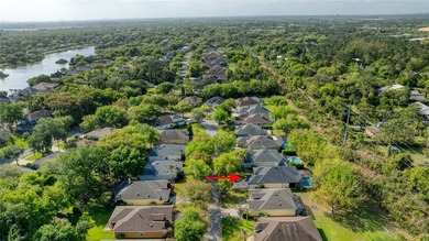Beautiful 3 Bedroom, 2 Bath, 2 Car Garage Pool Home located in - photo 50
