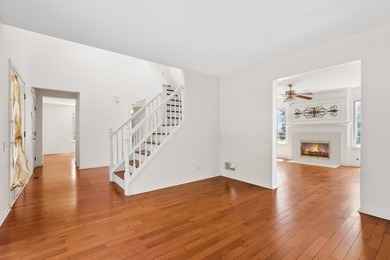 Wake up to peaceful water views in this exceptional 4-bedroom - photo 10