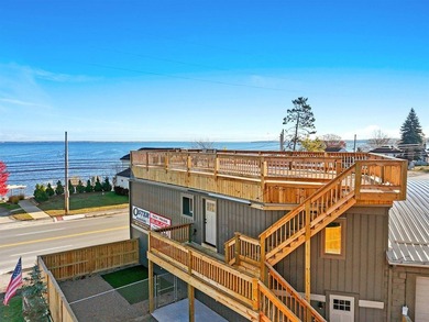 Super unique property offering the perfect blend of luxury, fun - photo 1