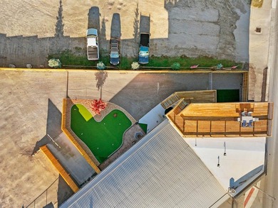 Super unique property offering the perfect blend of luxury, fun - photo 5