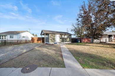 Columbia River - Klickitat County Home Sale Pending in Richland Washington