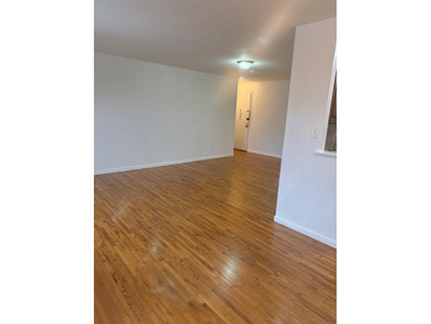 This beautiful one-bedroom co-op in the Spring Creek section of - photo 3