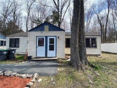 Masten Lake Home For Sale in Wurtsboro New York