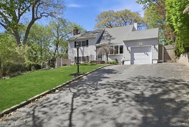 Step into comfort and style in this beautifully maintained - photo 4