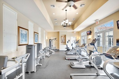 Welcome to this exceptional 3 bedroom, 3 bathroom townhouse in - photo 25