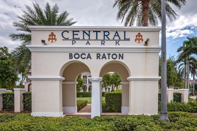 Welcome to this exceptional 3 bedroom, 3 bathroom townhouse in - photo 26