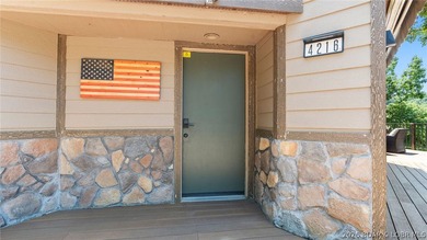 Welcome to this beautifully updated 3-bedroom, 2.5 bath - photo 6