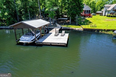 Awesome Lake Sinclair home in one of the best locations on the - photo 3