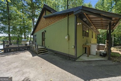 Awesome Lake Sinclair home in one of the best locations on the - photo 5