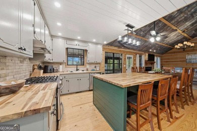Awesome Lake Sinclair home in one of the best locations on the - photo 9