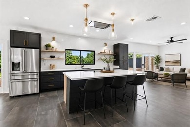 Exclusive Park Island waterfront residence completely remodeled - photo 11