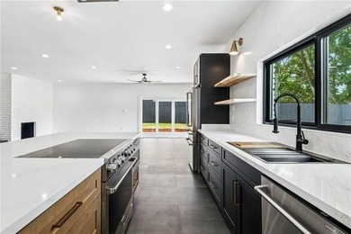 Exclusive Park Island waterfront residence completely remodeled - photo 13