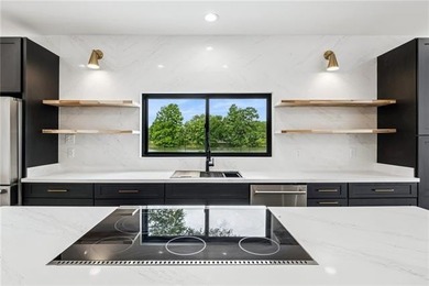 Exclusive Park Island waterfront residence completely remodeled - photo 14