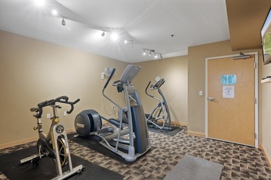 Maintenance free living at its finest in this well cared for - photo 27