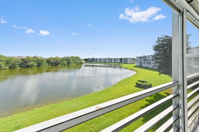 Lake Condo For Sale in Boca Raton, Florida