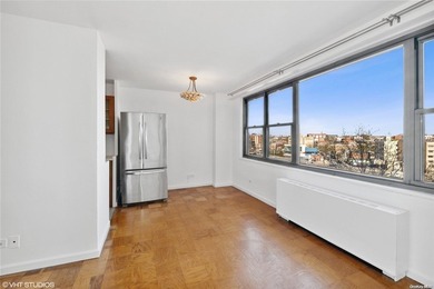 Welcome to The Fairview! This luxury hi rise Coop building is - photo 7