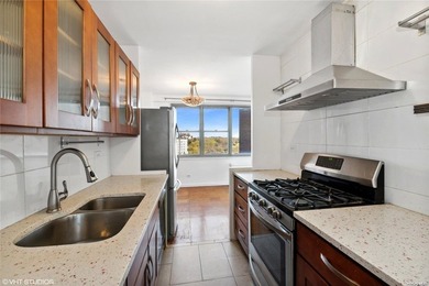 Welcome to The Fairview! This luxury hi rise Coop building is - photo 9