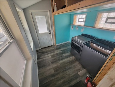 Opportunity awaits in this spacious 4-bedroom home offering a - photo 18