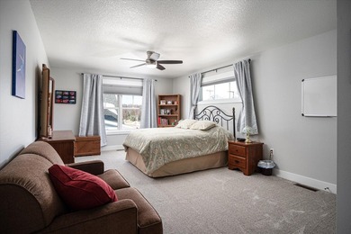 Experience the pinnacle of waterfront sophistication in this - photo 24