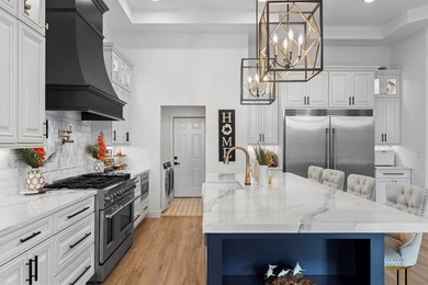 Welcome to this exceptional waterfront single-family residence - photo 1
