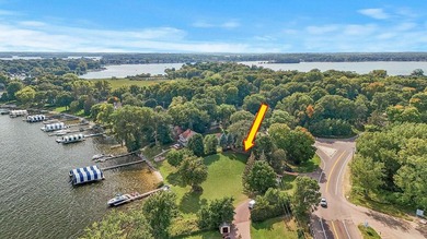 Welcome to 3705 North Shore Drive in Wayzata - an exclusive - photo 2