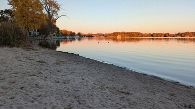 Welcome to 3705 North Shore Drive in Wayzata - an exclusive - photo 5