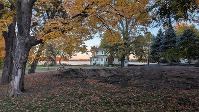 Welcome to 3705 North Shore Drive in Wayzata - an exclusive - photo 9