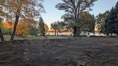 Welcome to 3705 North Shore Drive in Wayzata - an exclusive - photo 10